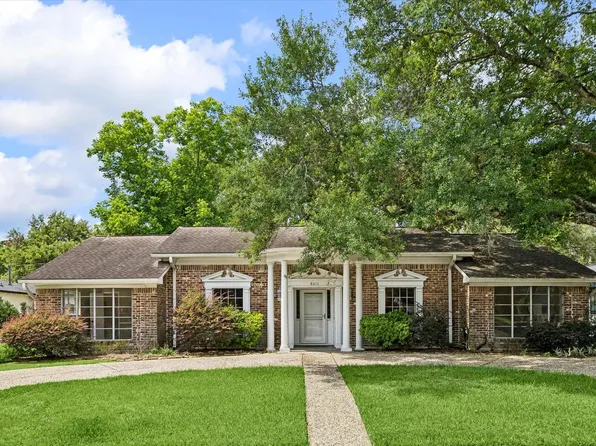 8015 Burning Hills Dr, Houston, TX 77071