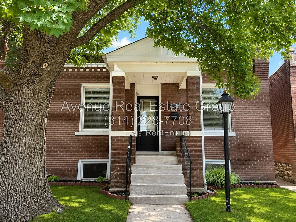 4935 Loughborough Ave