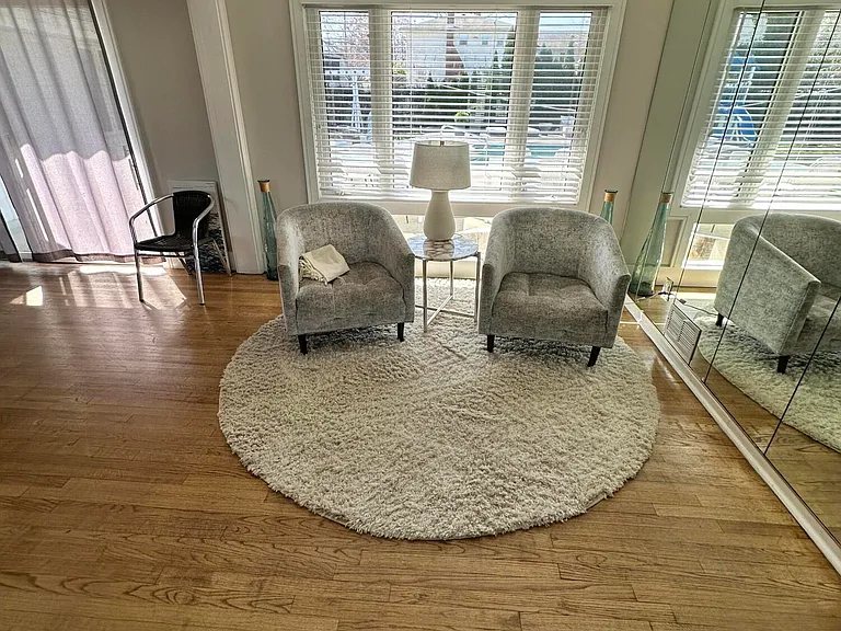 330 Highland Ave — Photo 7