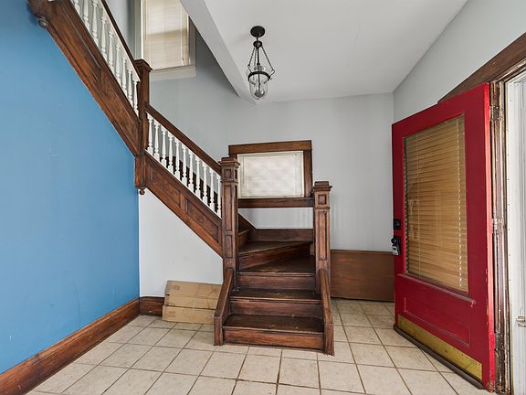 5th image of 139 N Chautauqua Ave