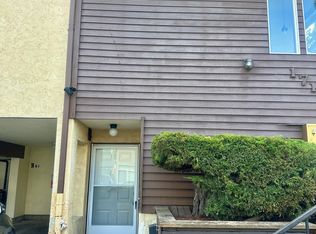1718 NW 85th St #101, Seattle, WA 98117