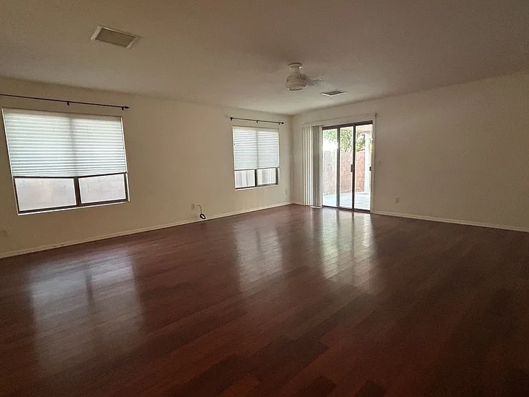11438 W Virginia Ave — Photo 3