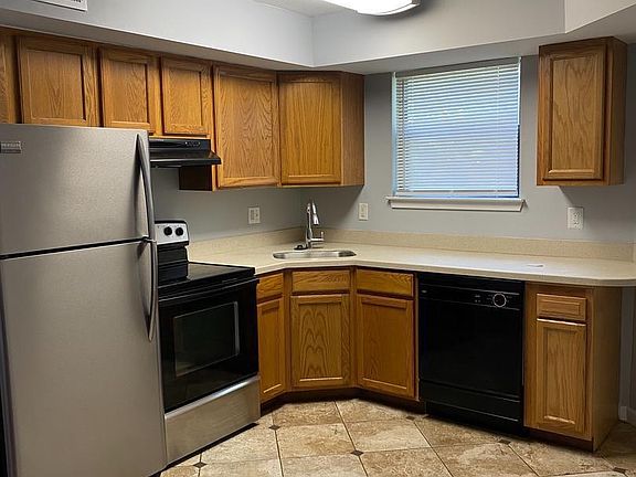 3rd image of 4807 Gina Ct