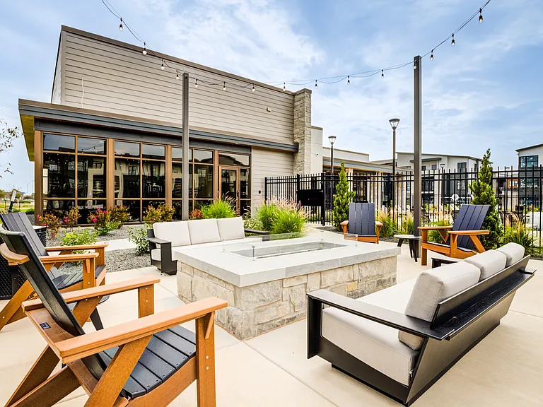 Ovation Apartments — Photo 17