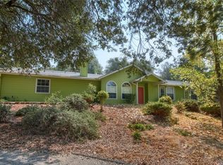 39199 John West Rd, Oakhurst, CA 93644