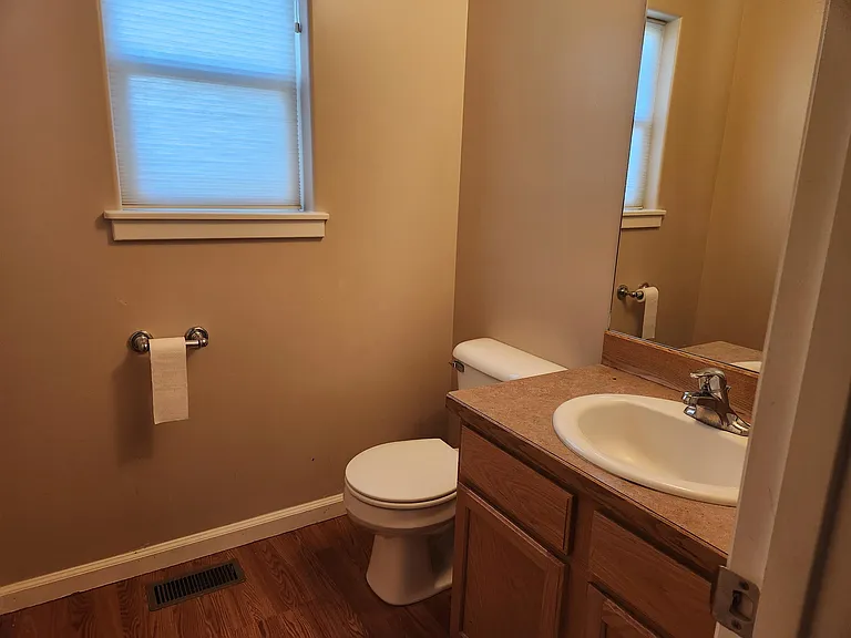 1005 Cardinal Dr #A — Photo 6