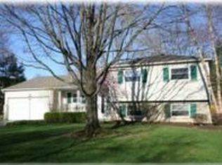 3277 Somerford Rd, Columbus, OH 43221