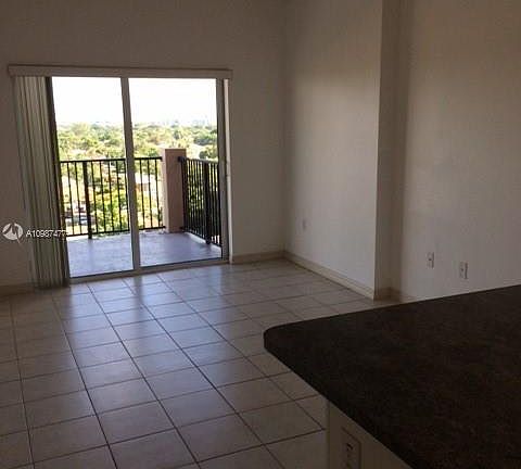 5th image of 3410 Coral Way APT 907