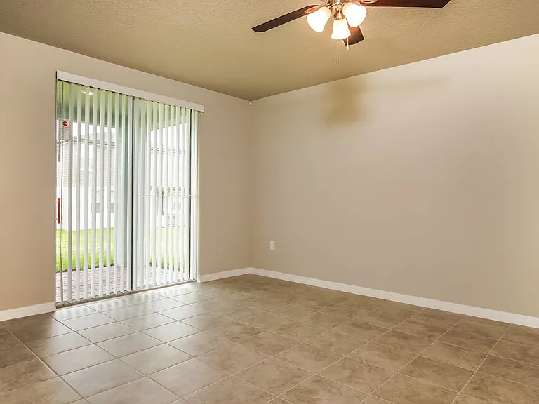 5261 Luke Hammock St — Photo 5