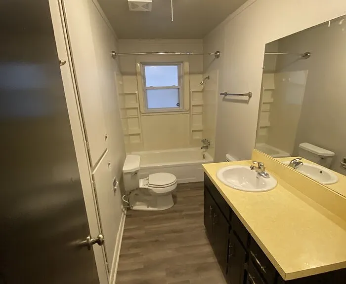 2804 W 25th Ave — Photo 8