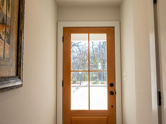3rd image of 2047 Belmont Terraces Ln