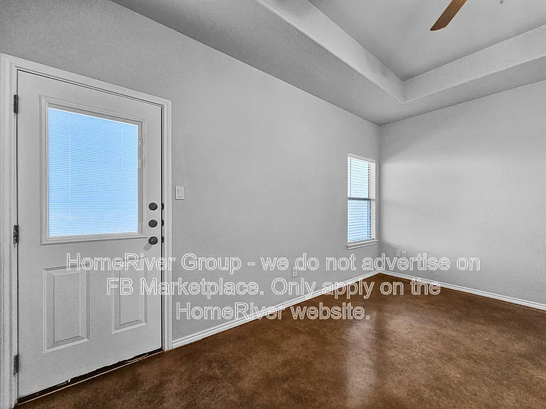 128 Joanne Cv — Photo 8