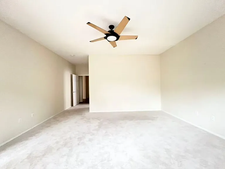 240 Whitly Bay Ave — Photo 11