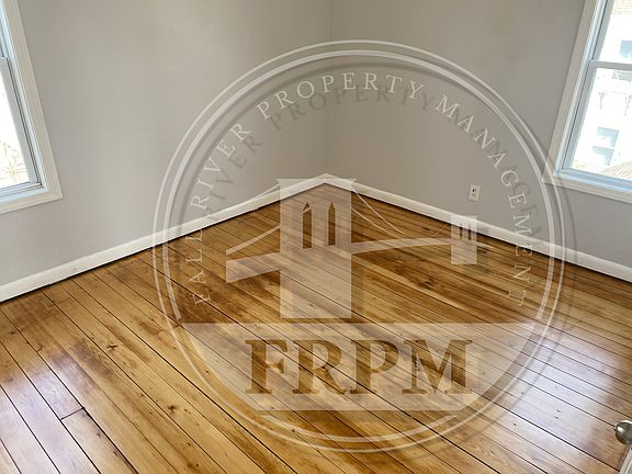 4th image of 119-121 Tremont St #3B-1Ba