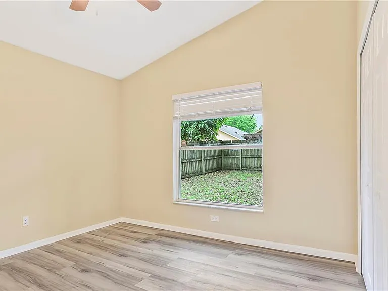6369 Livewood Oaks Dr — Photo 21