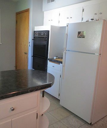 5th image of 16311 Drexel Ave