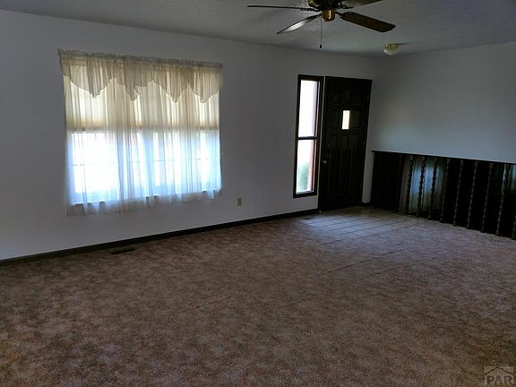 5th image of 94 Willow Ave