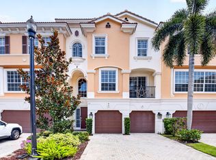612 NE Francesca Ln, Boca Raton, FL 33487