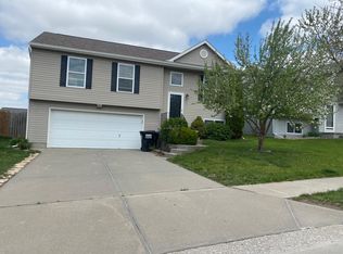 19620 Laci St, Omaha, NE 68135