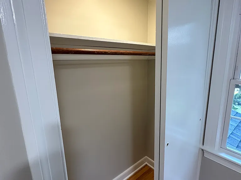1040 Locust Ave #B — Photo 15
