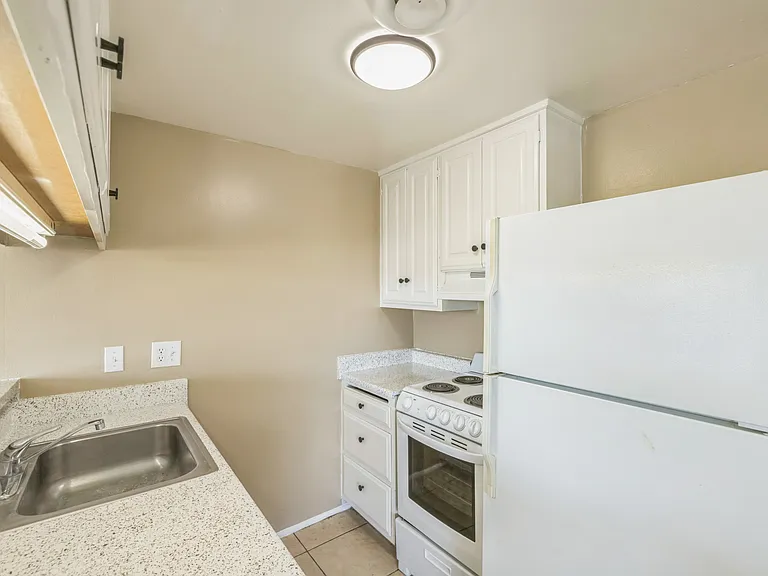 73355 Guadalupe Avenue — Photo 13