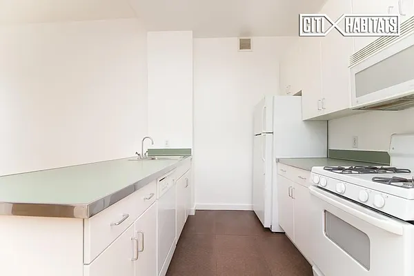 Rented by Citi Habitats | media 30