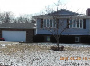 530 Gabbert Rd, Springfield, IL 62707