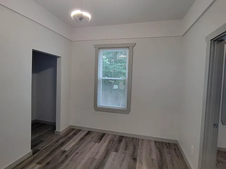 717 Huffman St — Photo 7