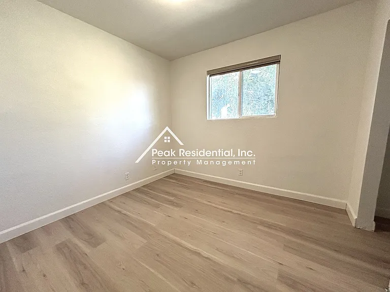 6328 Bonham Cir — Photo 17