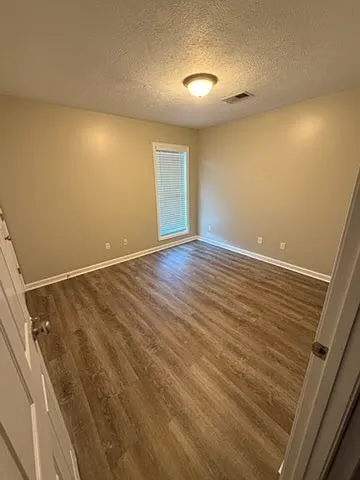 127 London Cv — Photo 11