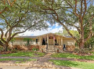 9402 Braesheather Ct, Houston, TX 77096