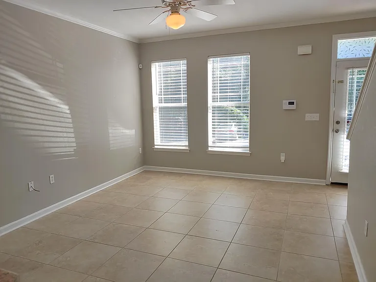 2400 Fred Smith Rd #306 — Photo 6