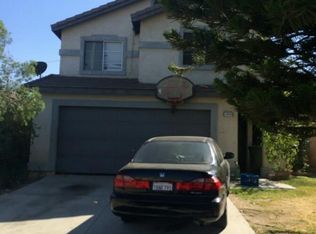 1080 Orangewood St, Colton, CA 92324