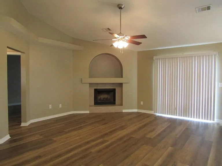 5074 Terra Lake Cir — Photo 14
