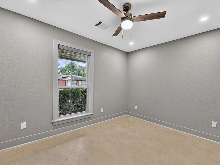 4131 Knotty Oaks Trl — Photo 23