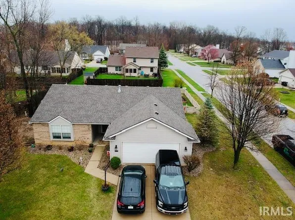 110 Spring Forest Ct, Fort Wayne, IN 46804