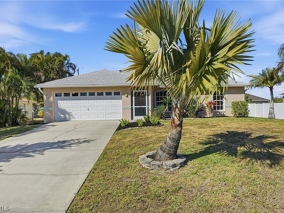 1st image of 3020 SW 5th Ave