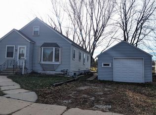 209 12th Ave SW, Austin, MN 55912