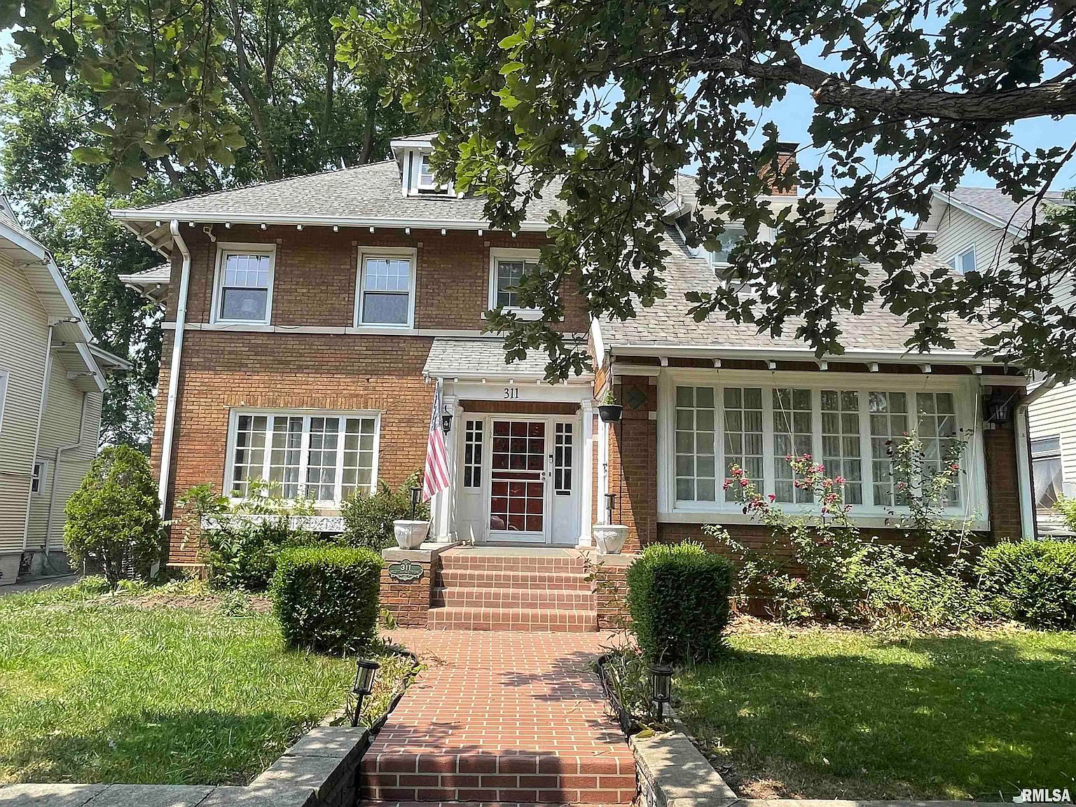 311 W Armstrong Ave, Peoria, IL 61604 Zillow