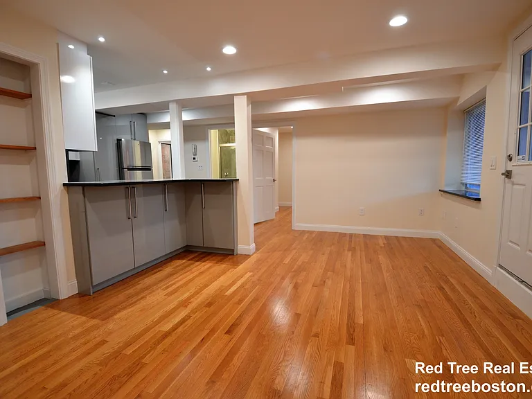 1801 Beacon St #2 — Photo 16