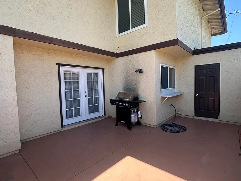 230 Regency Ct #A — Photo 25