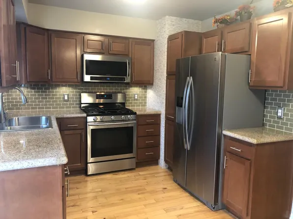 4127 W Cherrywood Ln #4127, Brown Deer, WI 53209