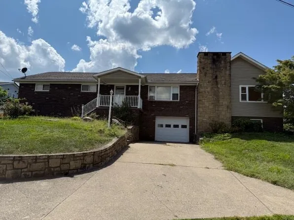 161 Fairview Dr, Huntington, WV 25705