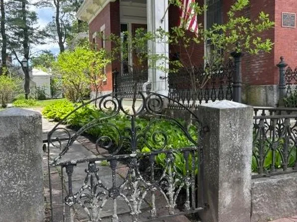 11 Lincoln Street, Brunswick, ME 04011