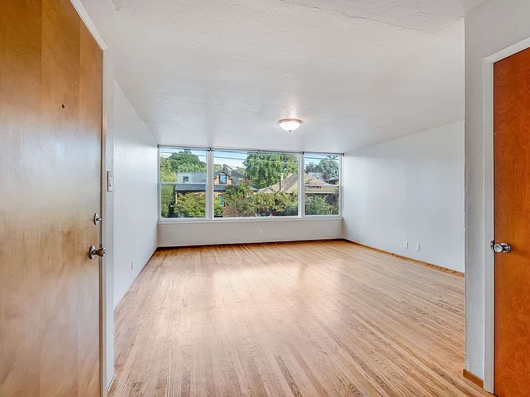 1624 Josephine St #1 — Photo 12