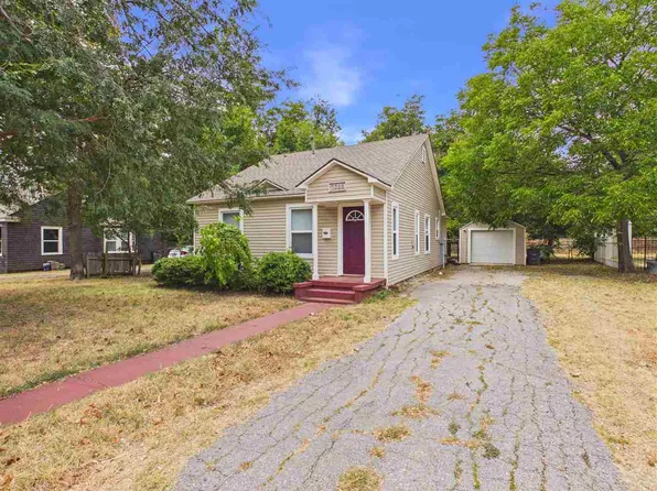710 NW 16th St, Lawton, OK 73507