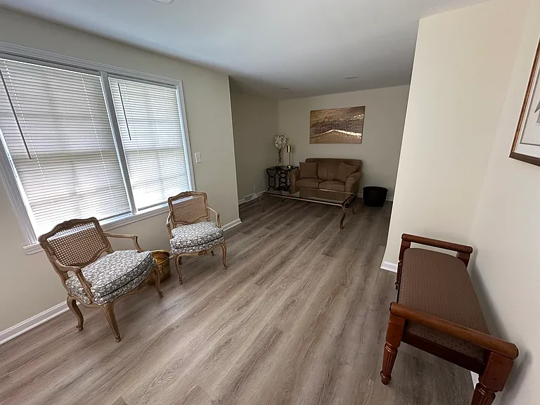4474 Groveland Rd — Photo 7