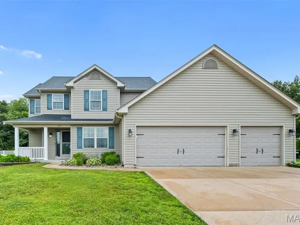 925 Appalachian Dr, Wentzville, MO 63385