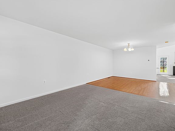 2nd image of 335 Wheatfield Cir