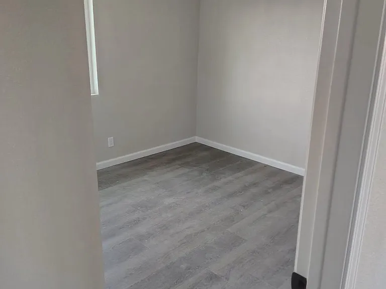 304 N 5th Ave — Photo 5
